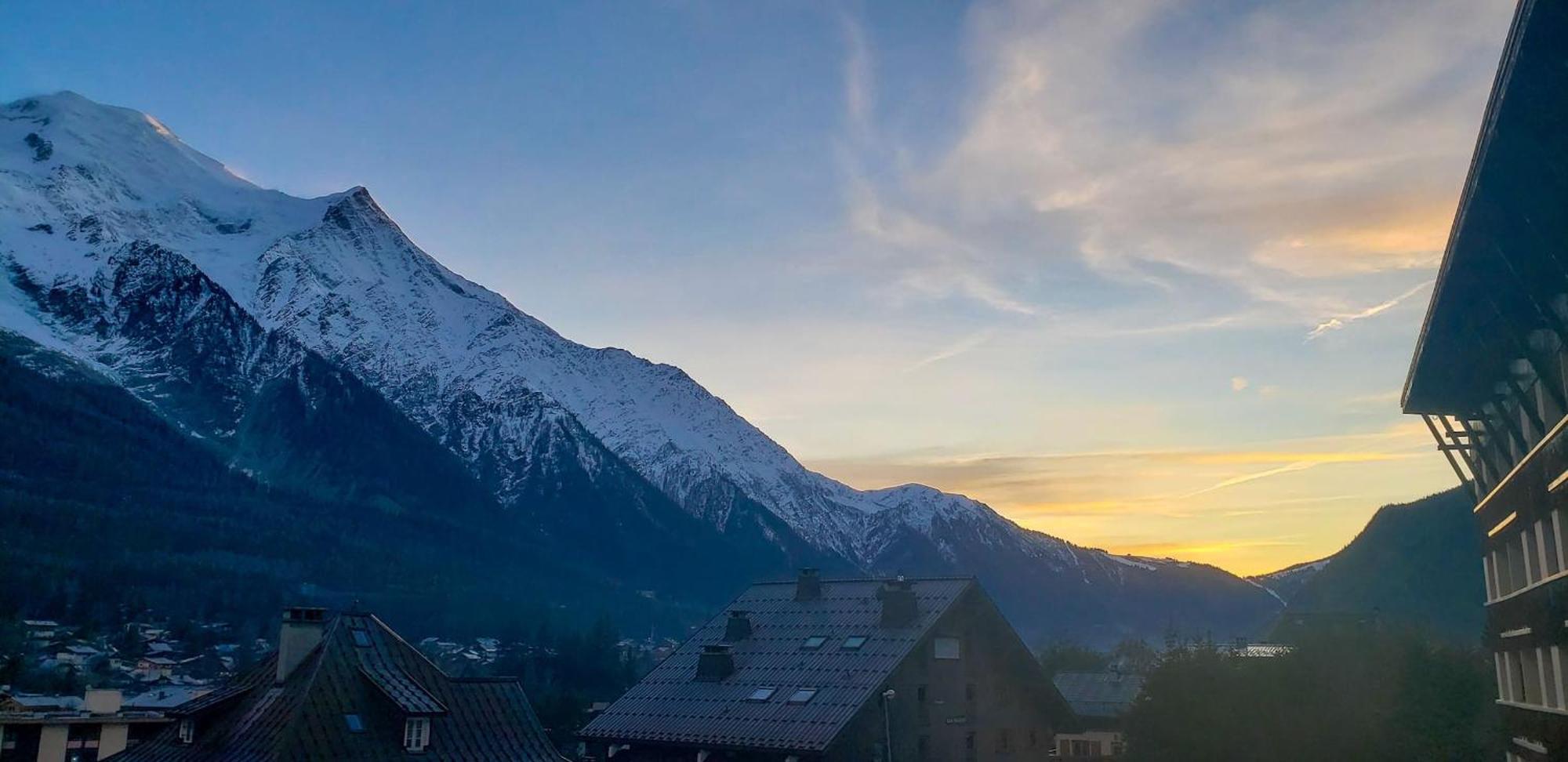 Les Pecles Mt Blanc - Chamonix Center Apartment Bagian luar foto