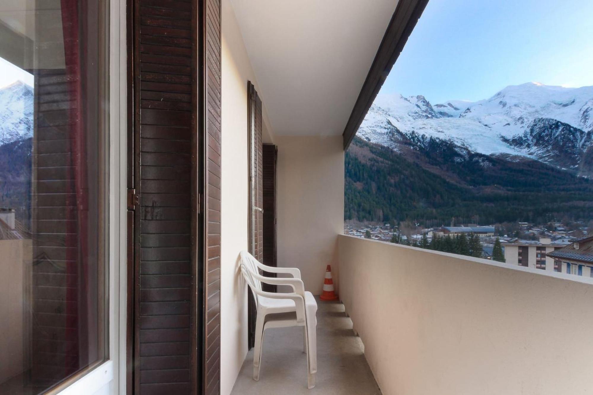 Les Pecles Mt Blanc - Chamonix Center Apartment Bagian luar foto